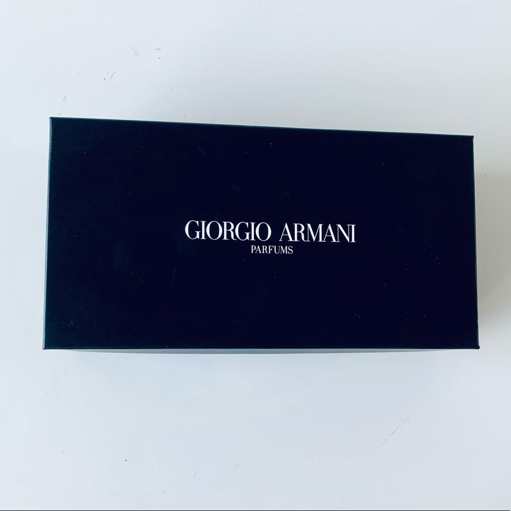 Giorgio Armani Women’s Purse Wallet - Picture 2 of 7